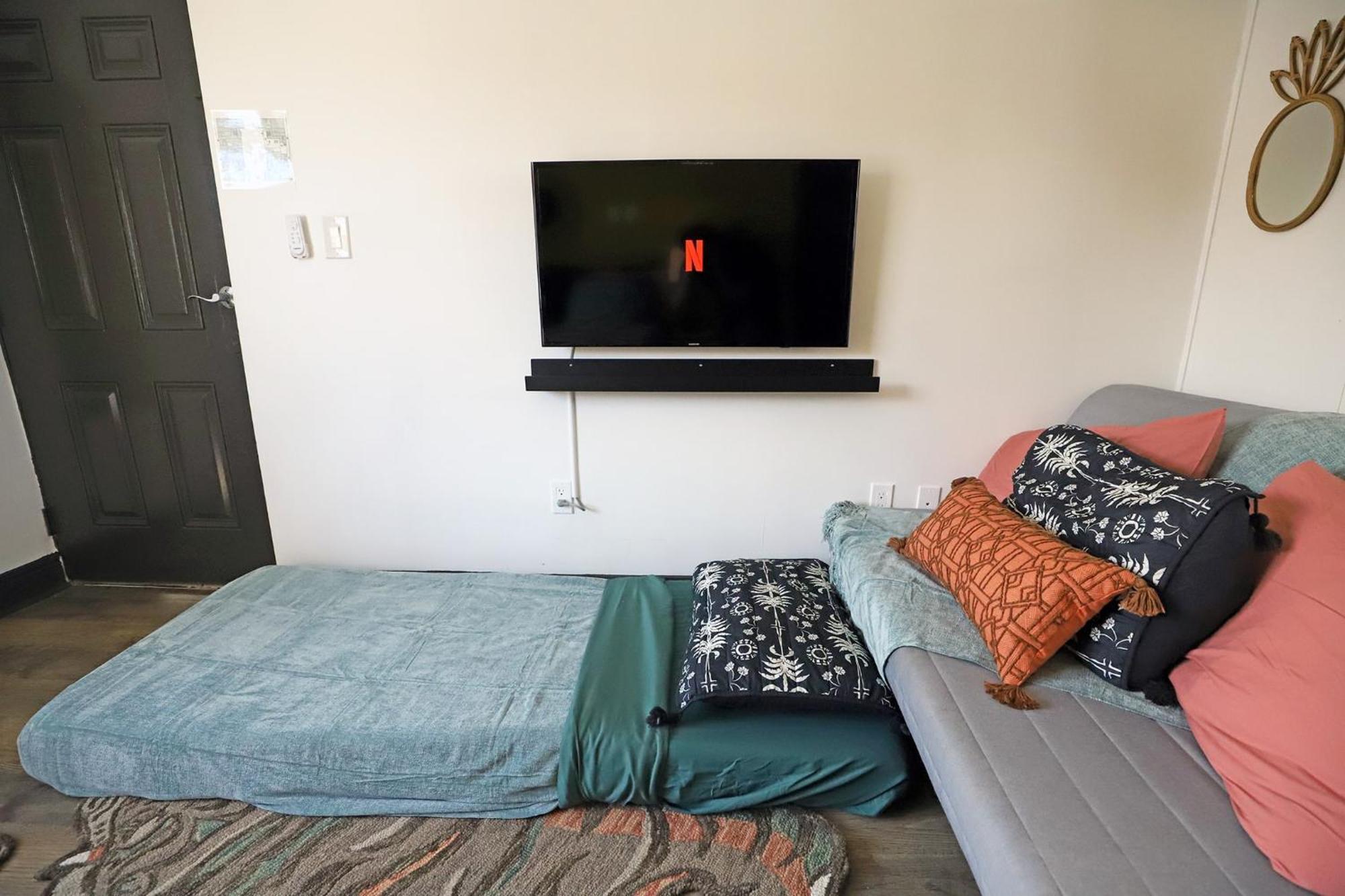 North Beach Steps To Sea Miami Apartment With Free Parking Family And Pet Friendly Miami Beach Ngoại thất bức ảnh